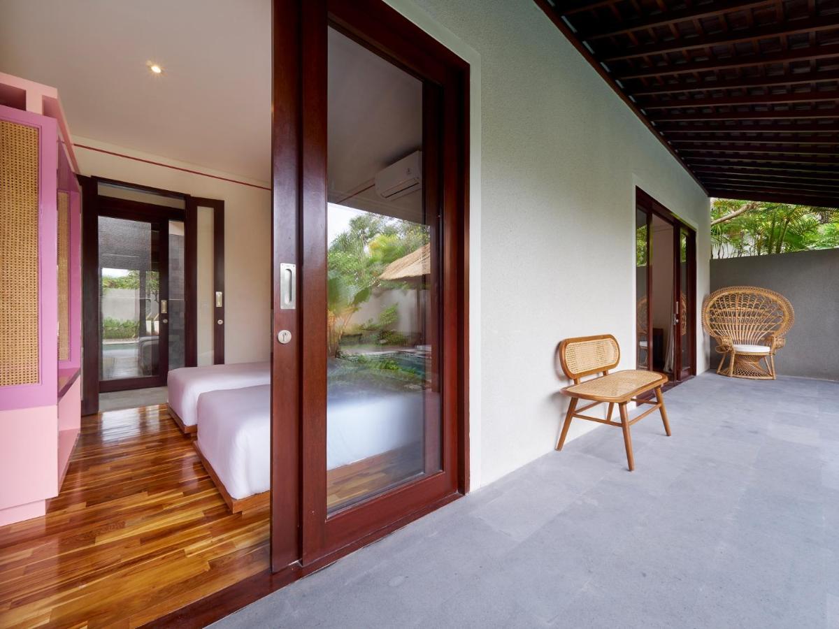 Bumbak Park Villas Canggu Exterior foto