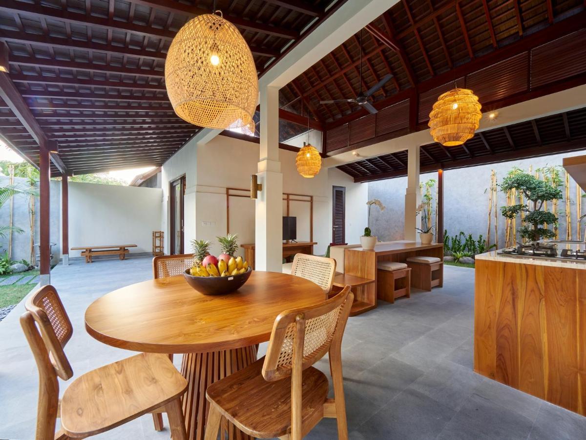 Bumbak Park Villas Canggu Exterior foto
