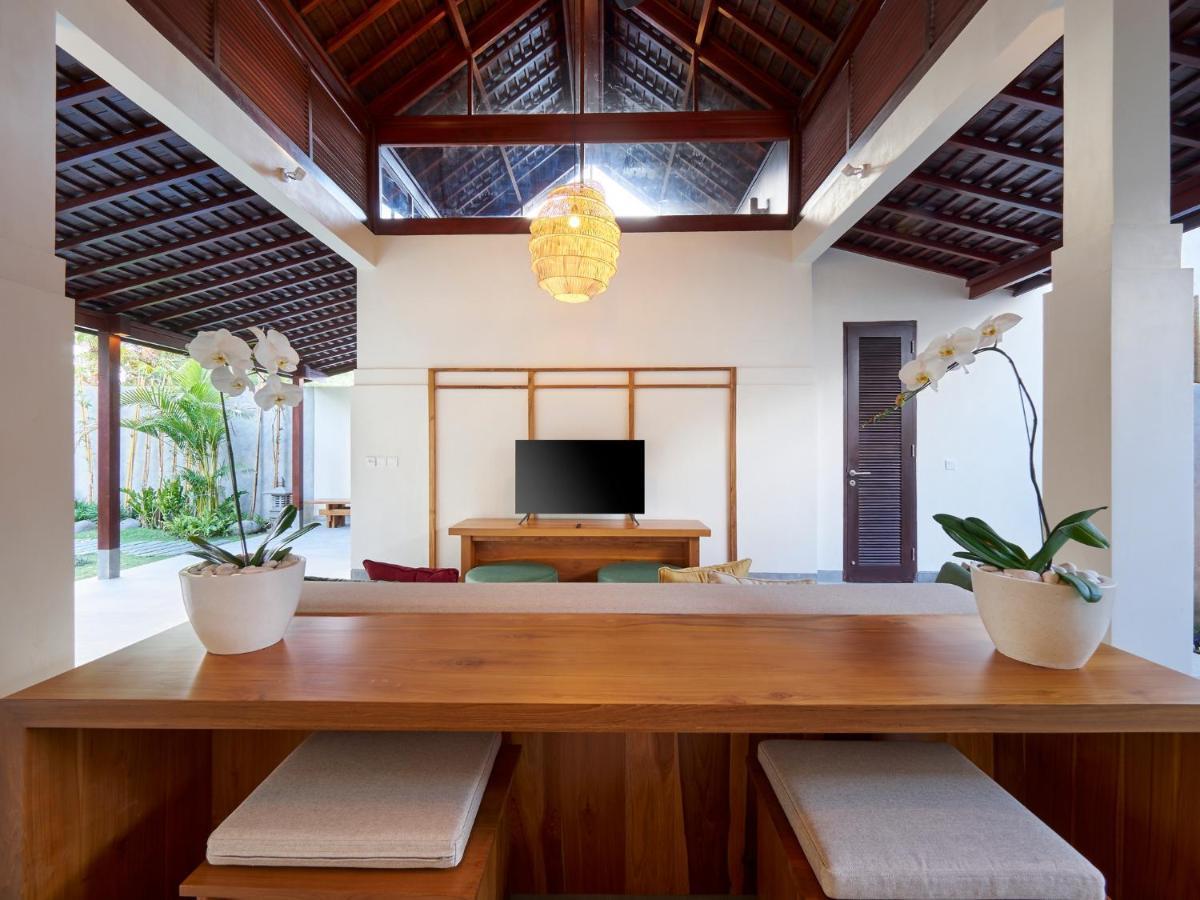 Bumbak Park Villas Canggu Exterior foto